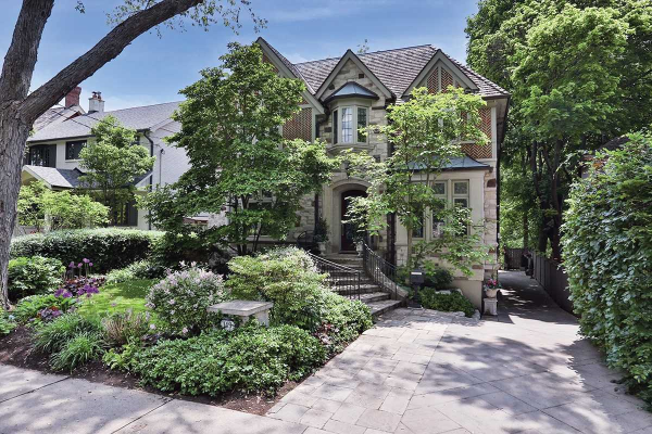 149 Lytton Blvd, Toronto