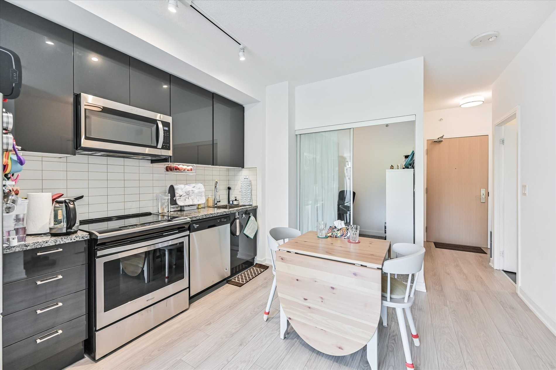 621 Sheppard Avenue E, #318