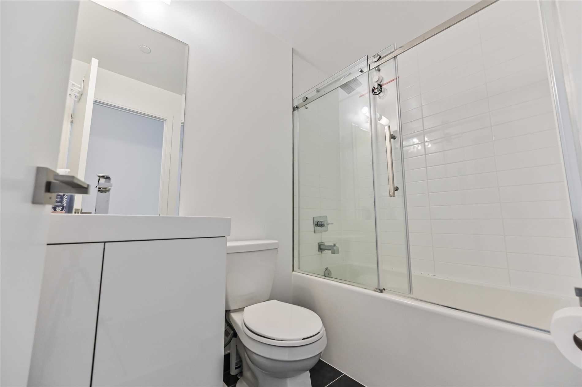 621 Sheppard Avenue E, #318