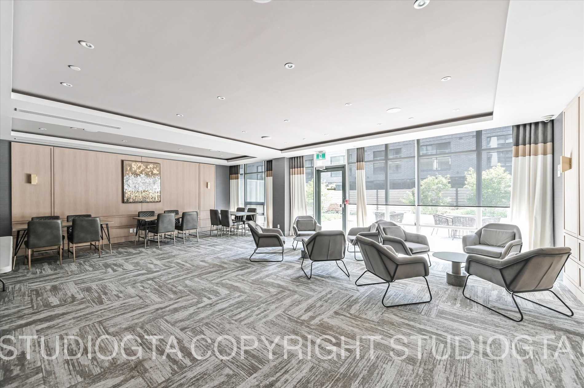 621 Sheppard Avenue E, #318