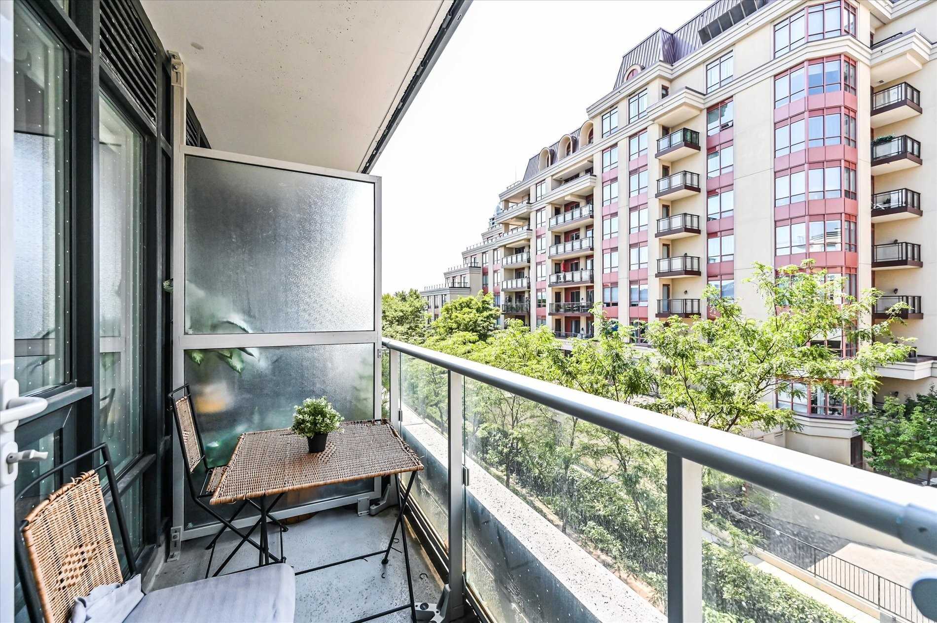 621 Sheppard Avenue E, #318
