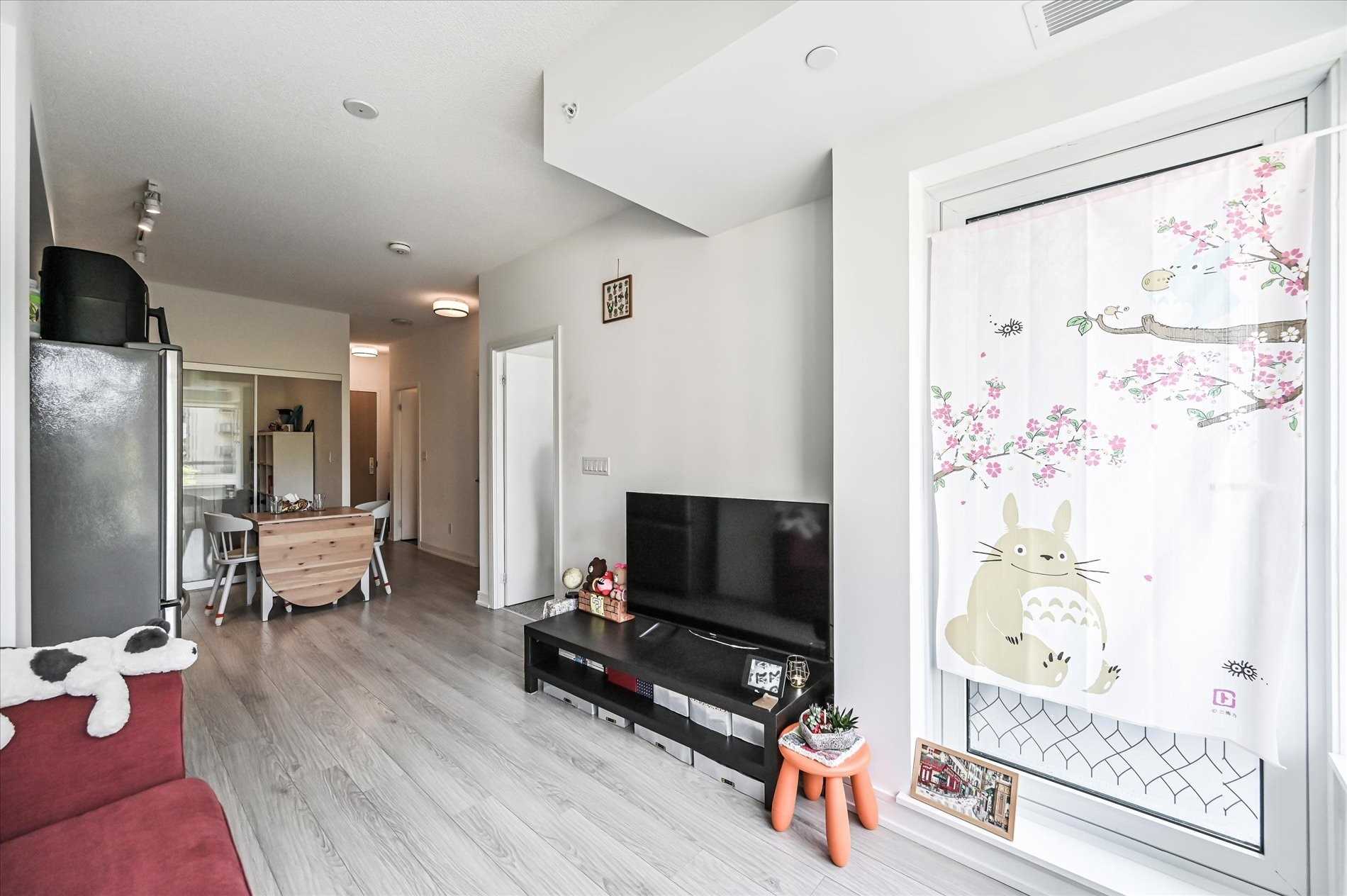 621 Sheppard Avenue E, #318