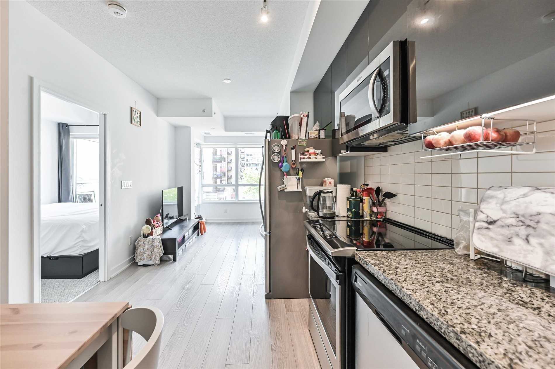 621 Sheppard Avenue E, #318