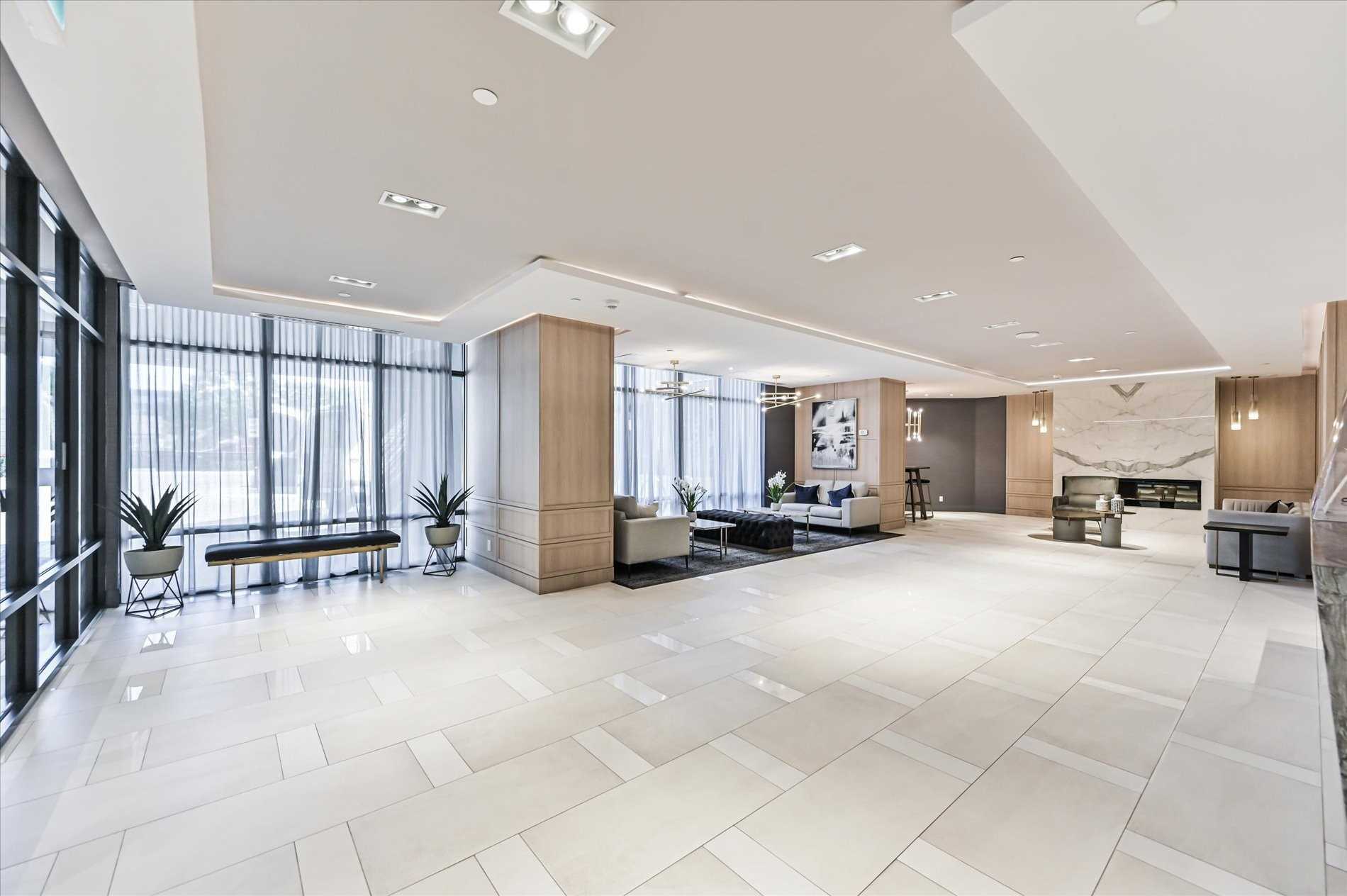 621 Sheppard Avenue E, #318