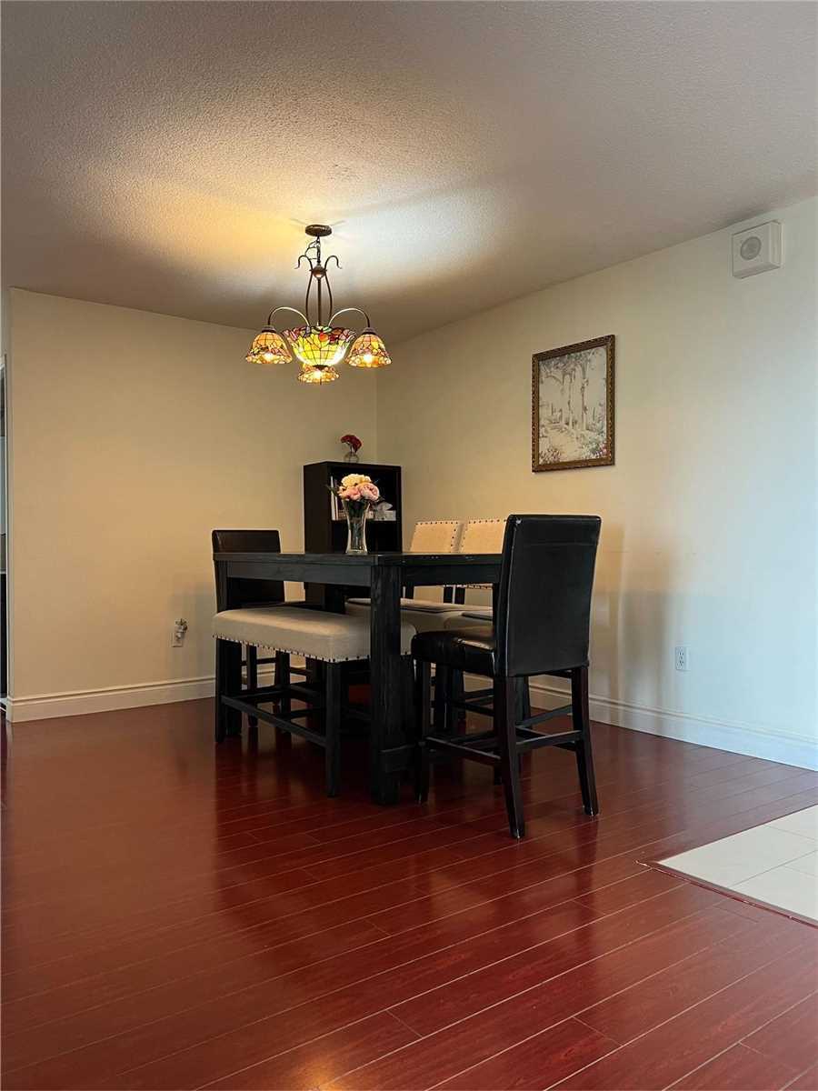 Listing C5756965 - Large Photo # 8