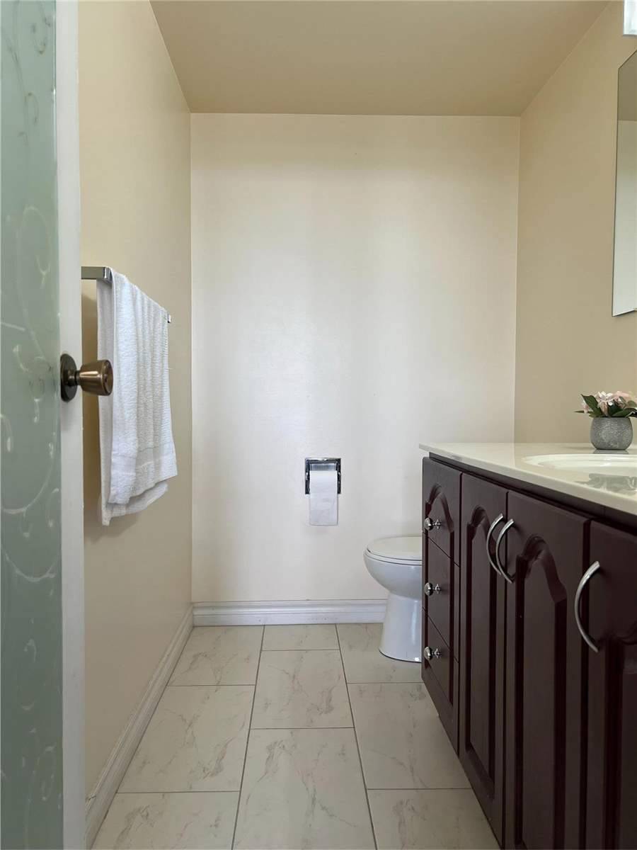 Listing C5756965 - Large Photo # 21