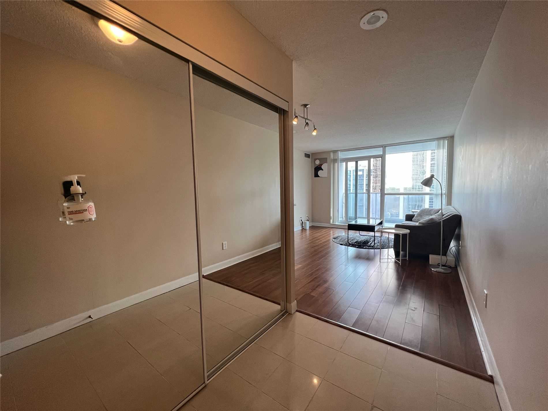 4978 Yonge Street #1715