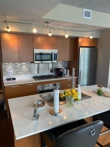 375 King Street W, #3107