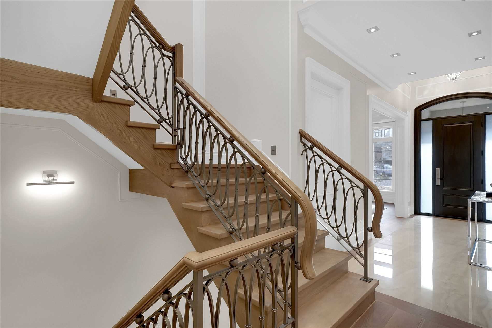 523 Vesta Drive