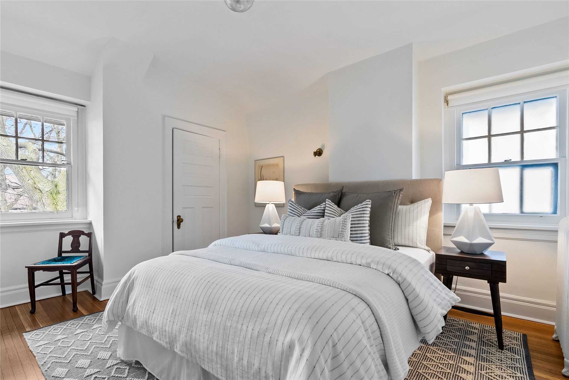 147 Farnham Ave