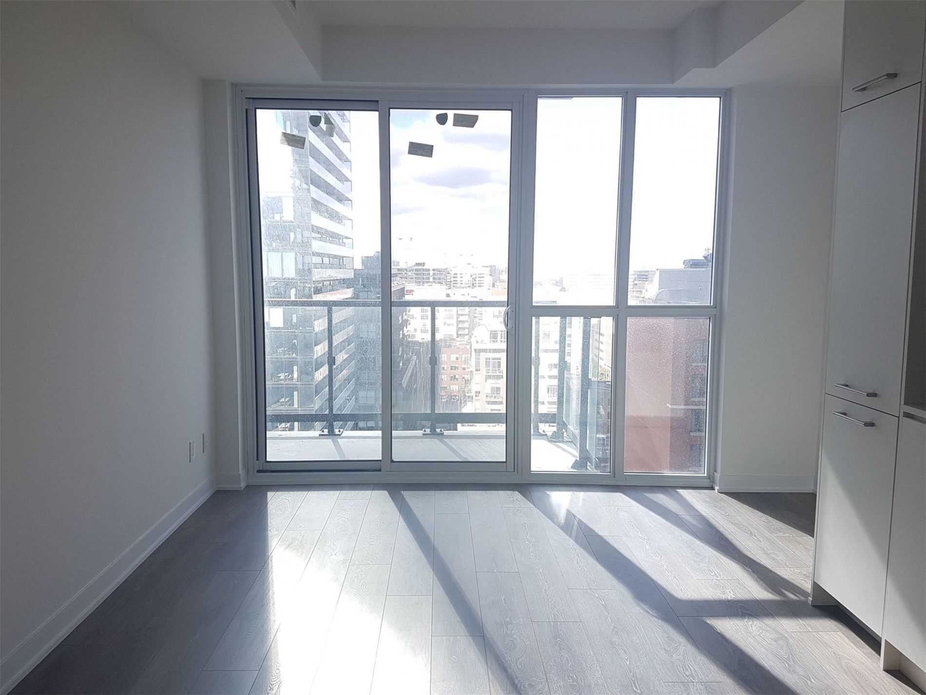 87 Peter Street #2103