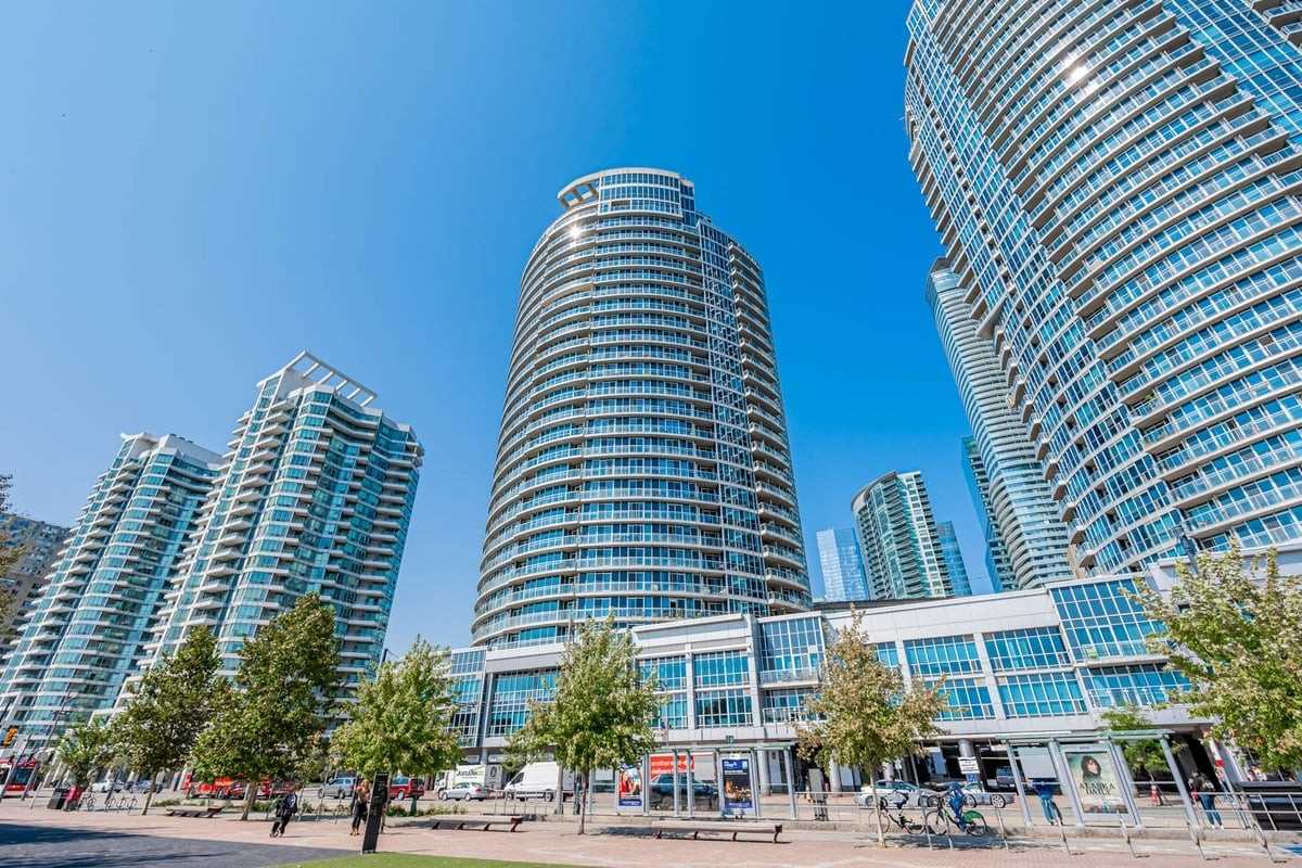 218 Queens Quay W, #1203