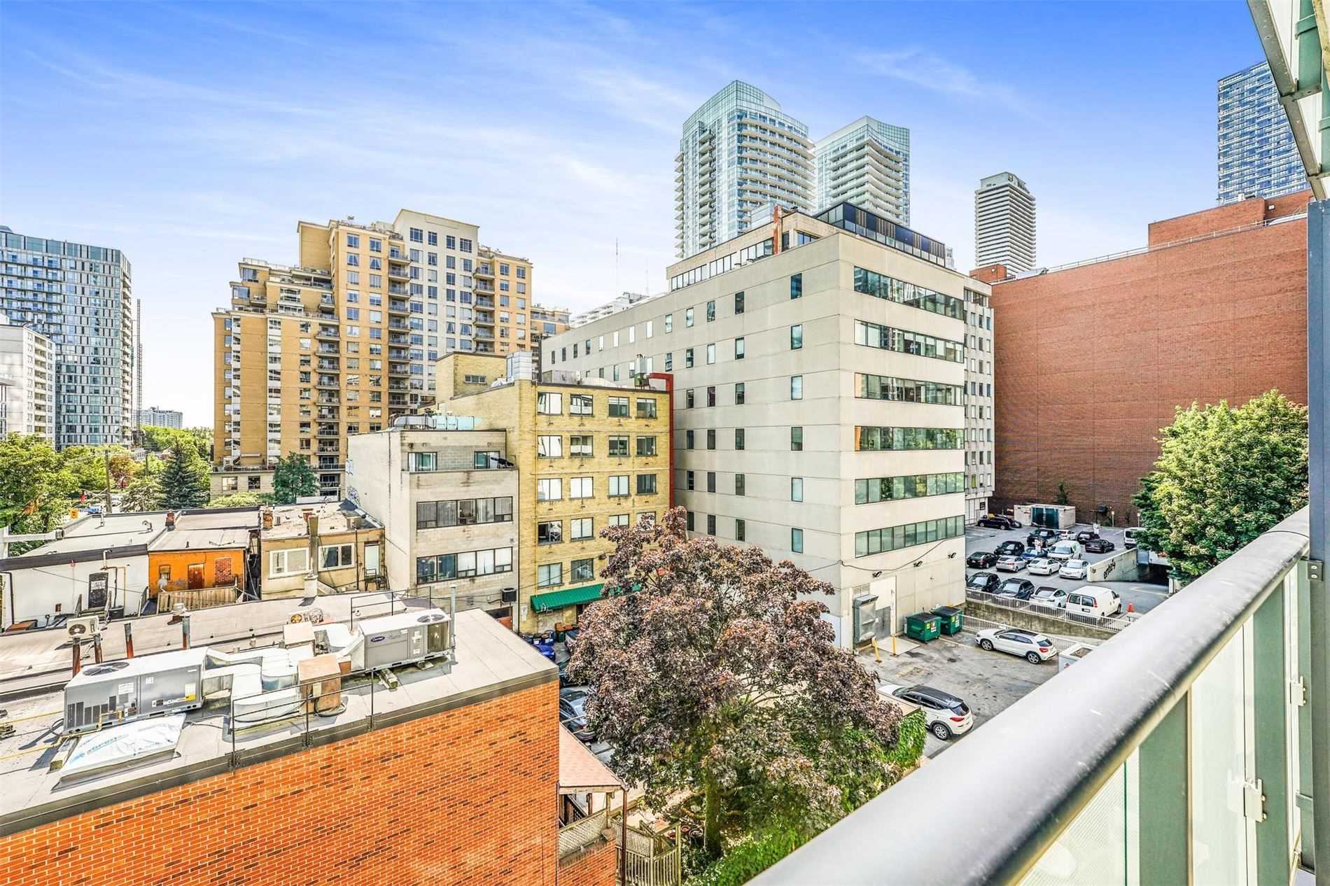 161 Roehampton Avenue, #515