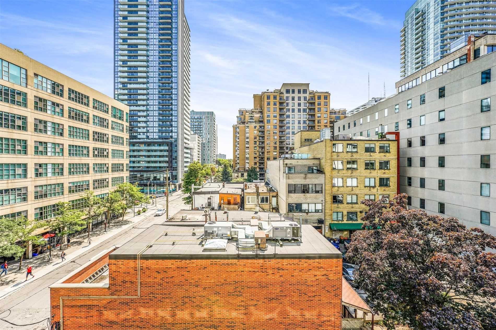 161 Roehampton Avenue, #515