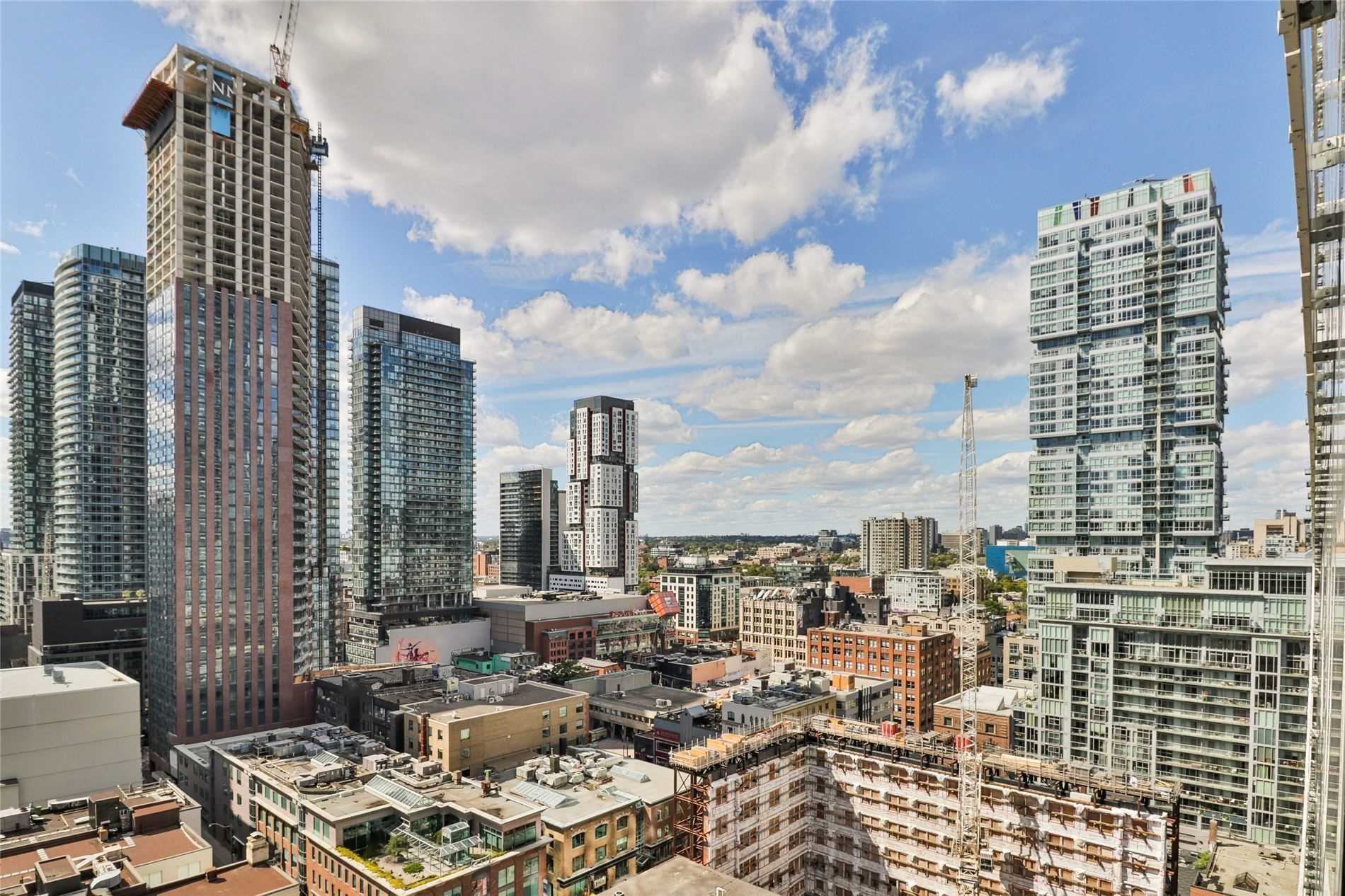 224 King St W, #1407