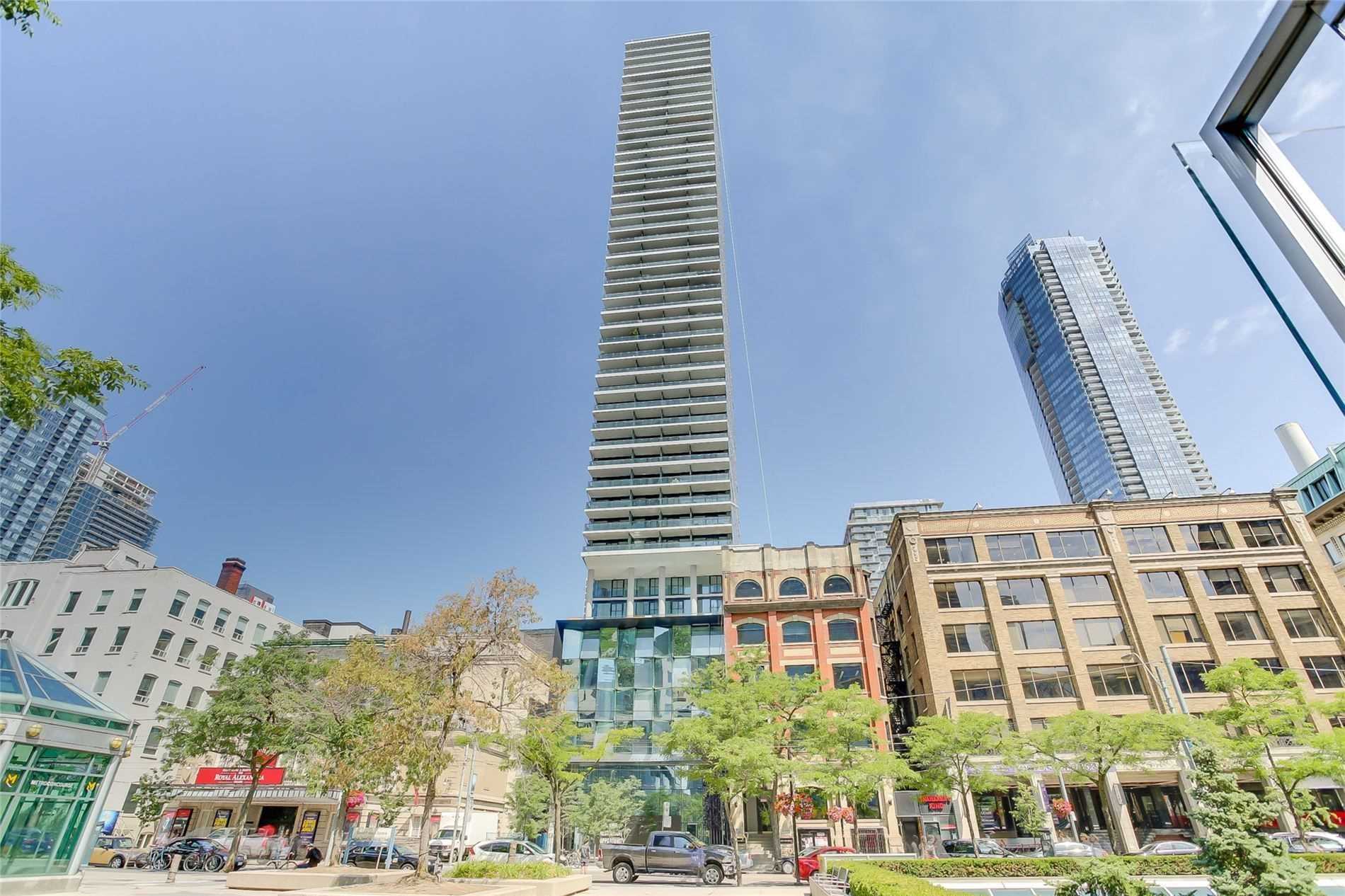 224 King St W, #1407