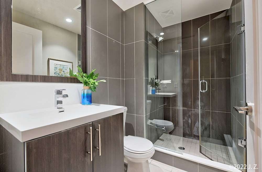 2 Anndale Drive #1005