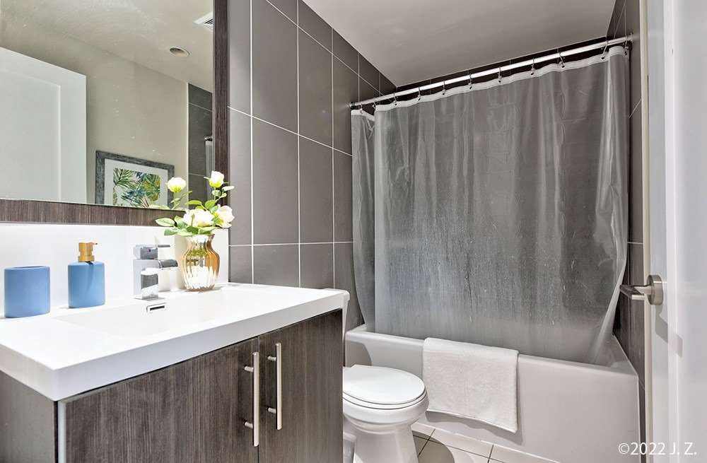 2 Anndale Drive #1005