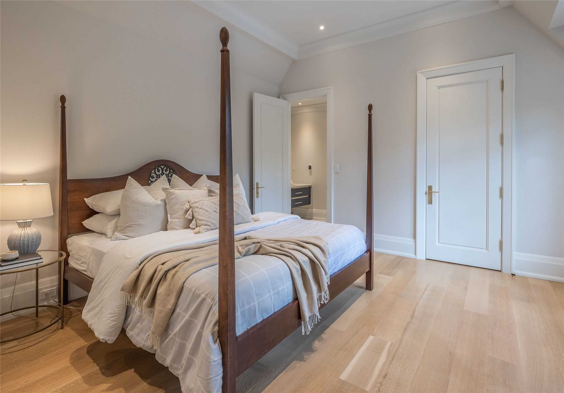 33 Stratheden Road