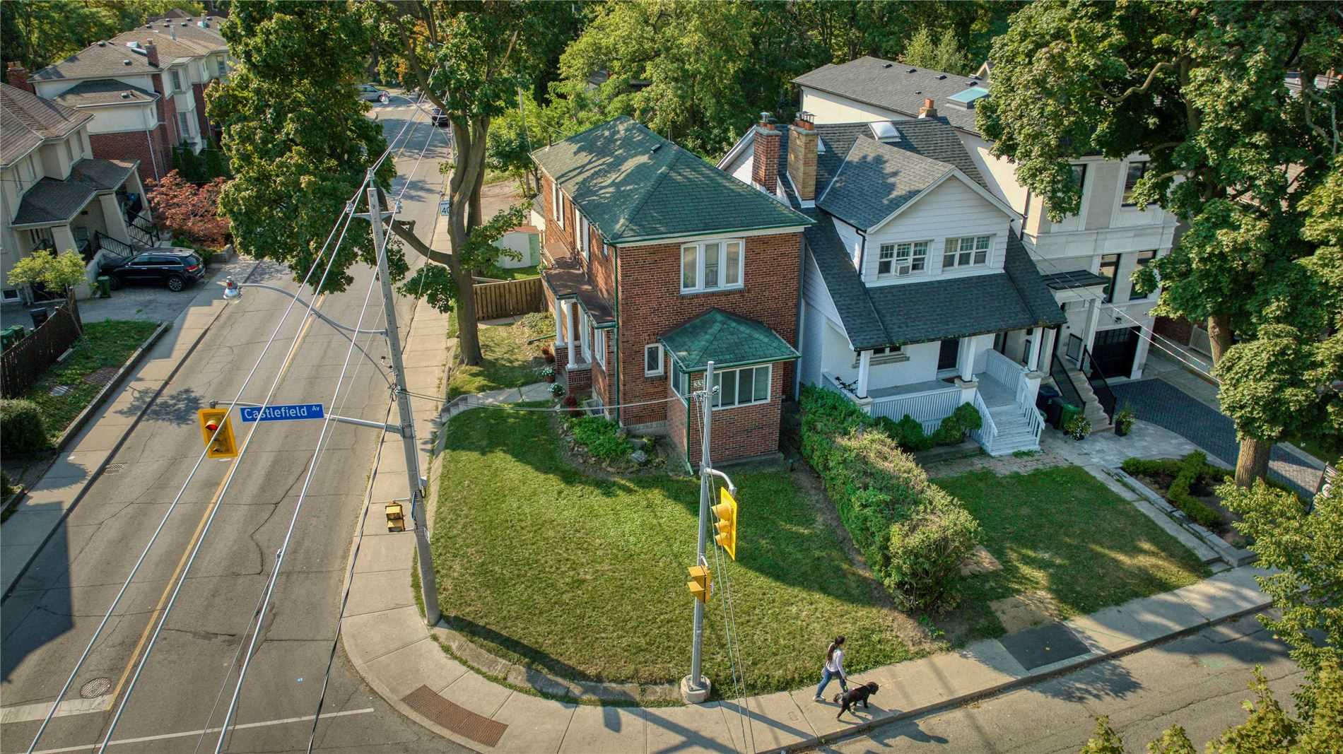 33 Castlefield Avenue