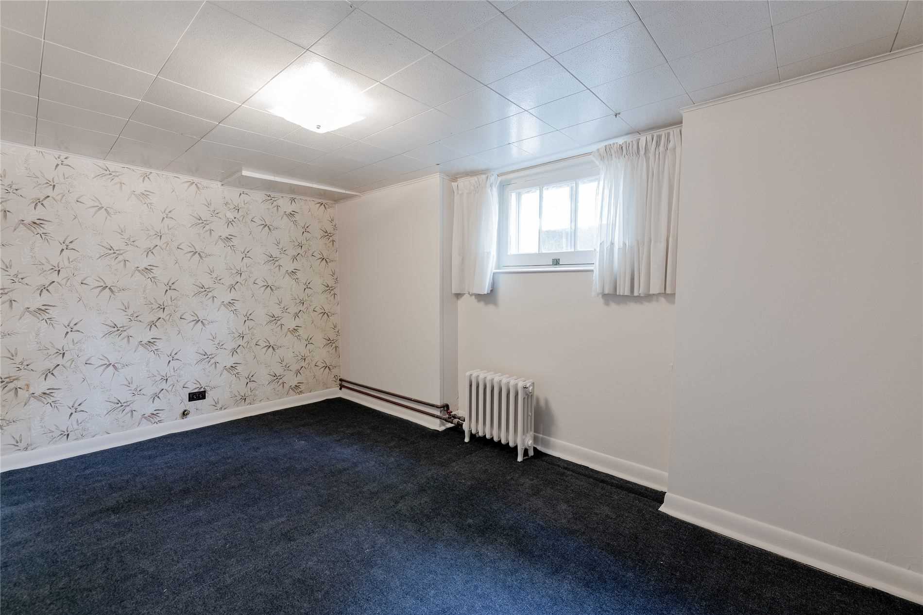 33 Castlefield Avenue