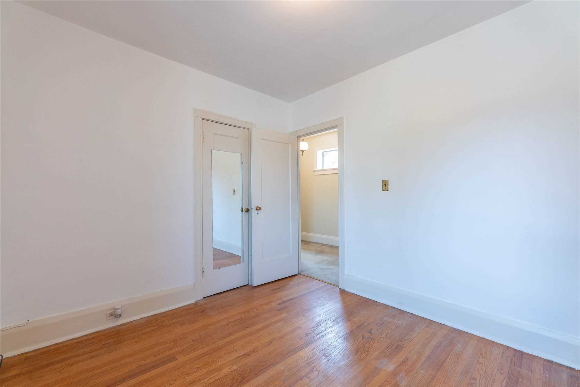 33 Castlefield Avenue