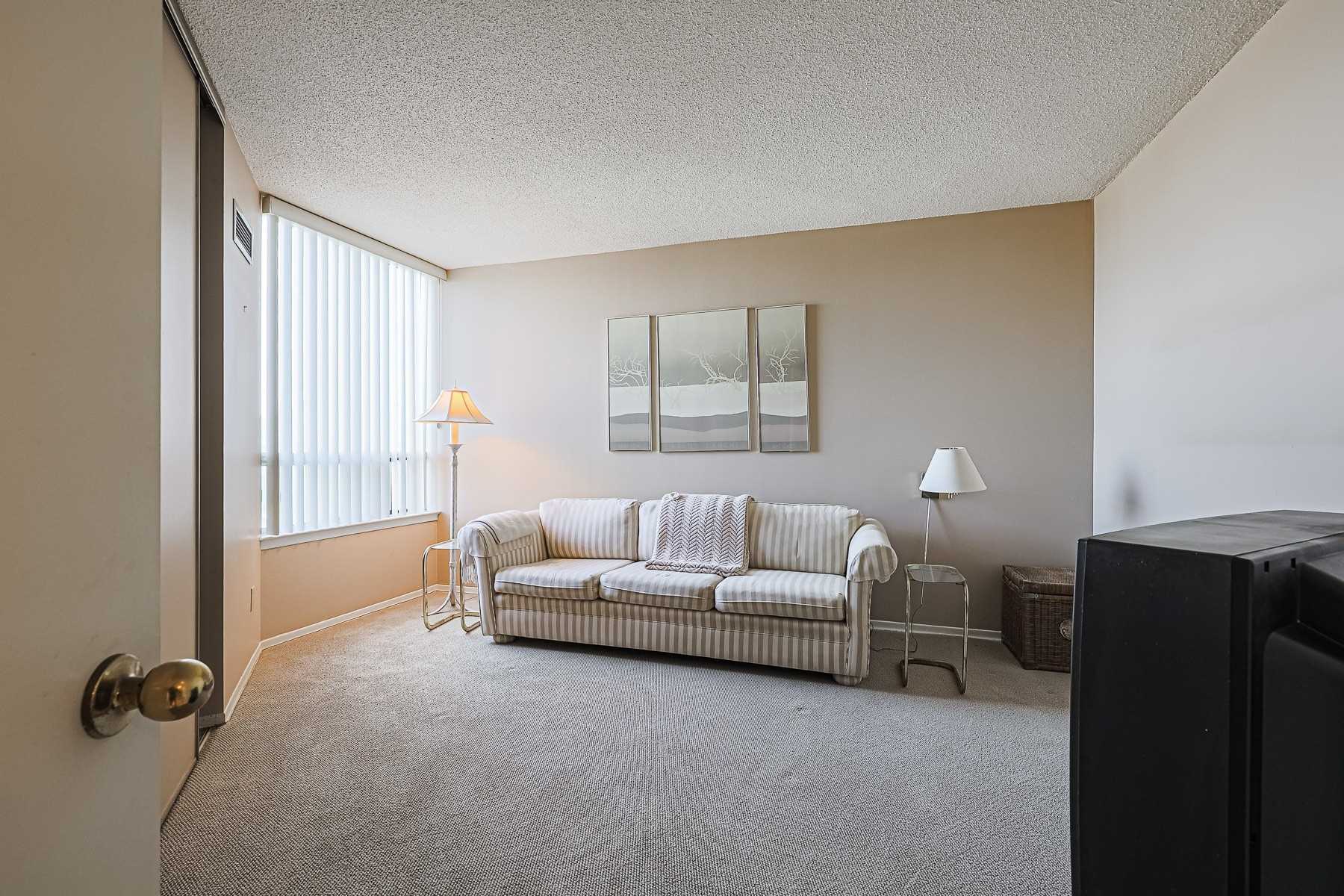 1101 Steeles Ave W, #1014