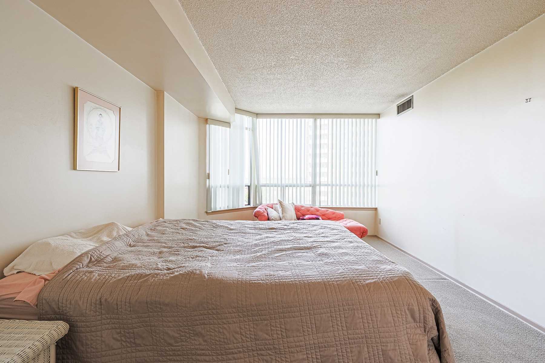 1101 Steeles Ave W, #1014
