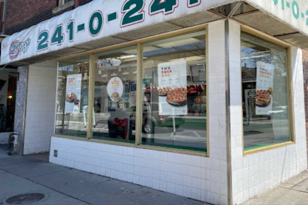 1055 Bloor St W, Toronto
