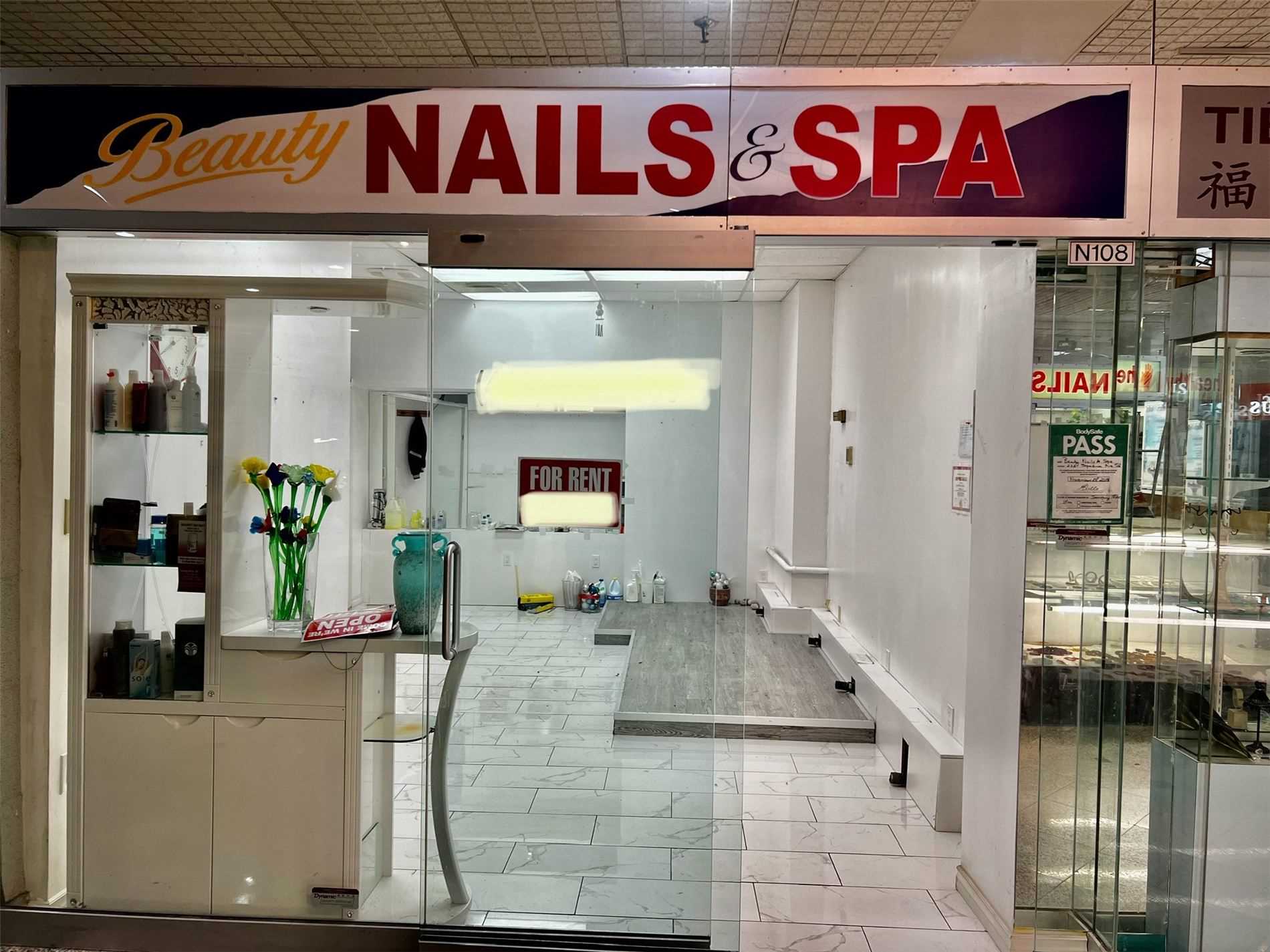 222 Spadina Ave, #108N