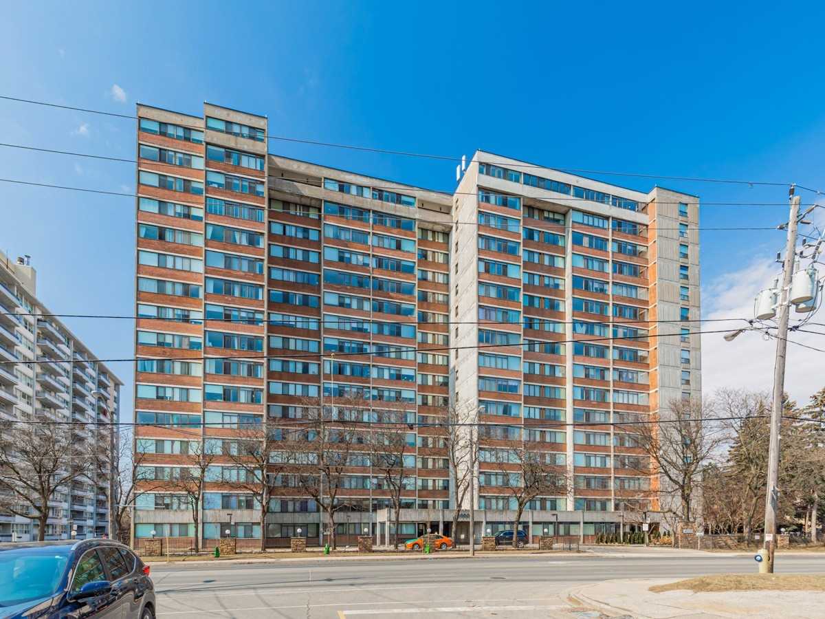 3000 Bathurst Street #110