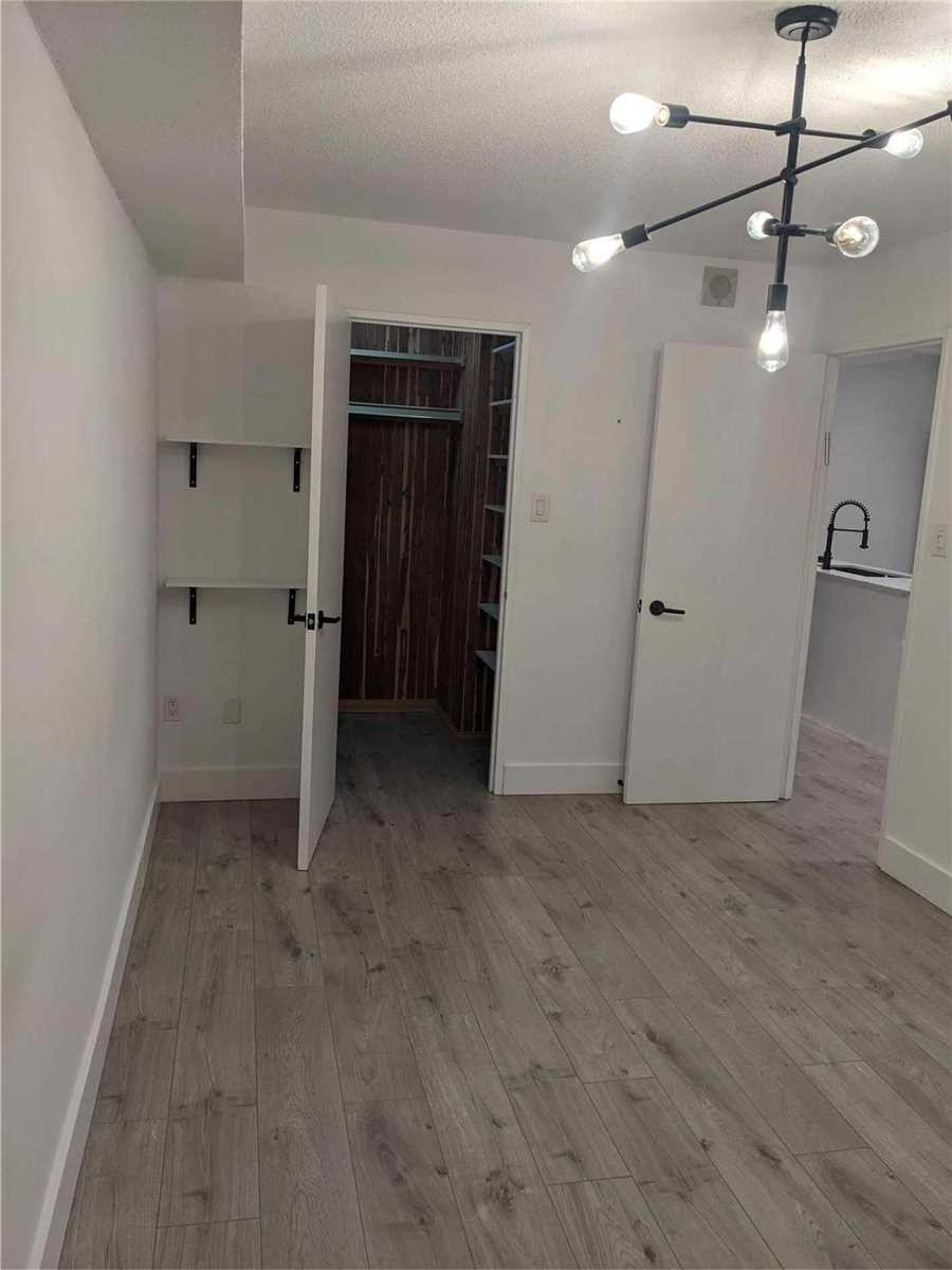 3000 Bathurst Street #110