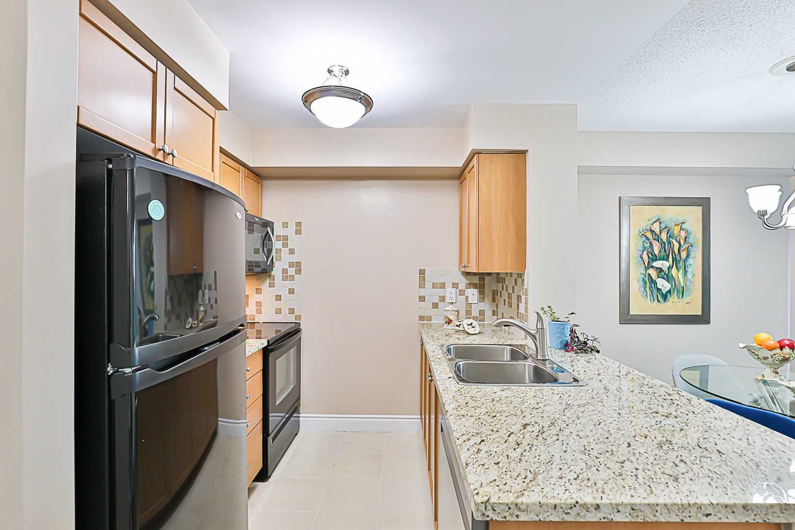 15 Greenview Avenue, #507