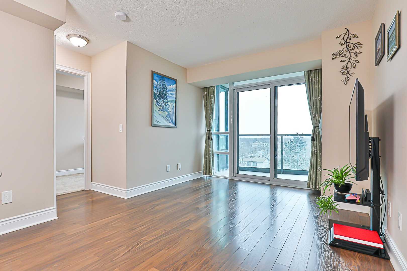 15 Greenview Avenue, #507