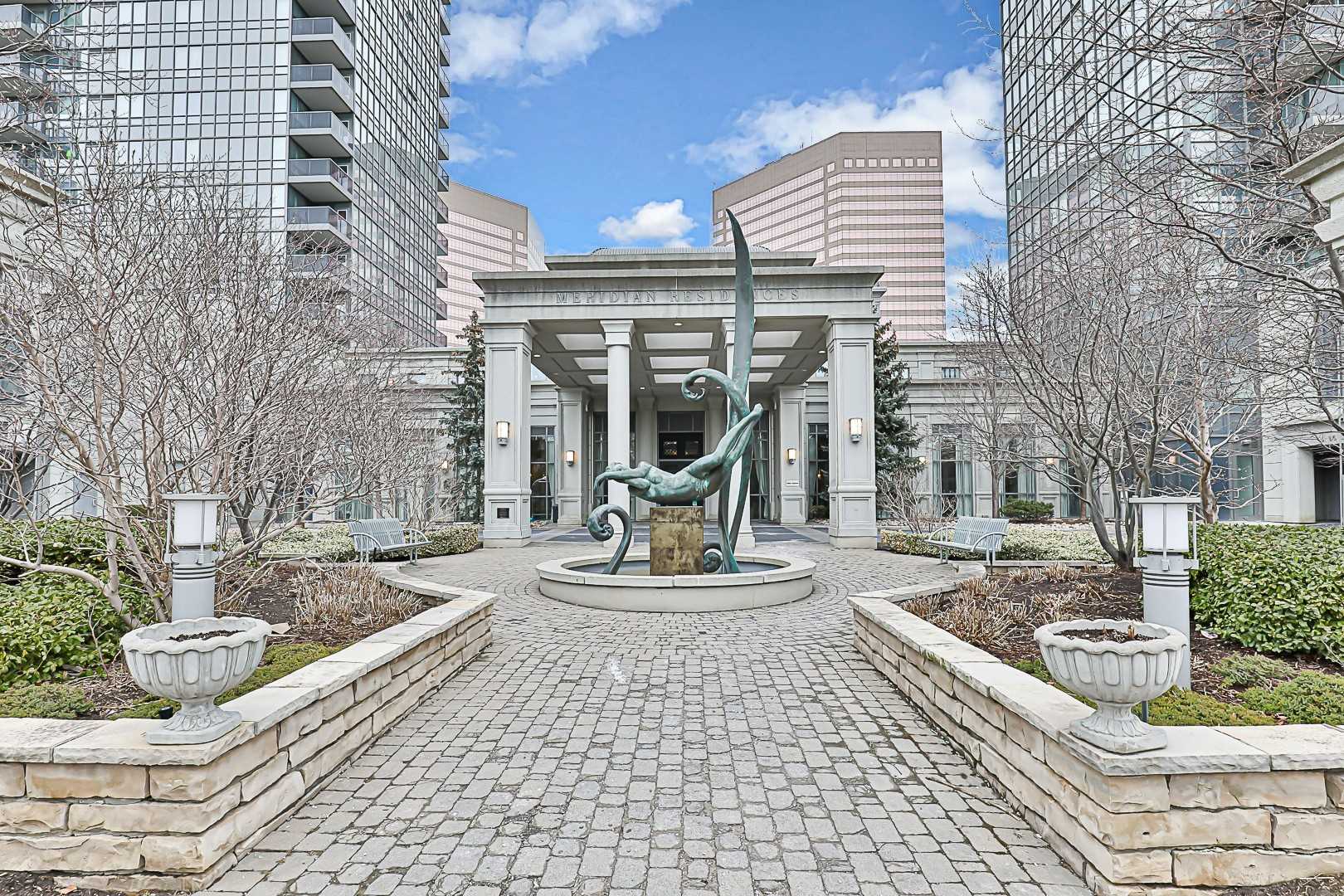 15 Greenview Avenue, #507