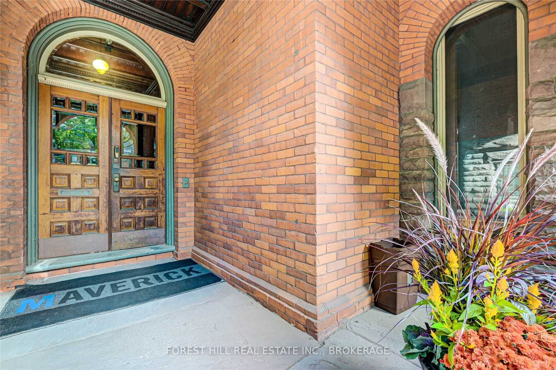 Listing C5786700 - Large Photo # 4