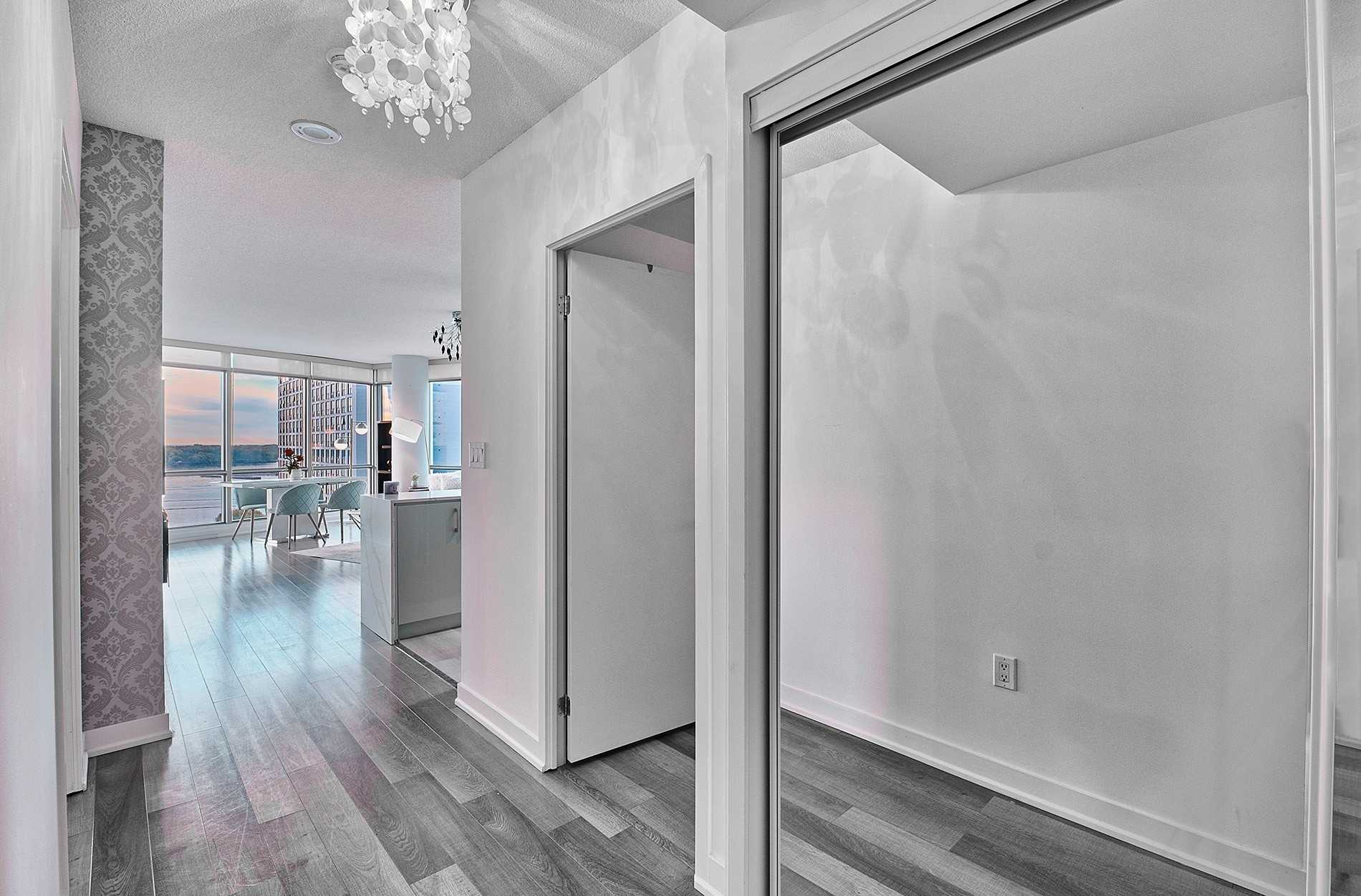 5 Mariner Terrace, #1203