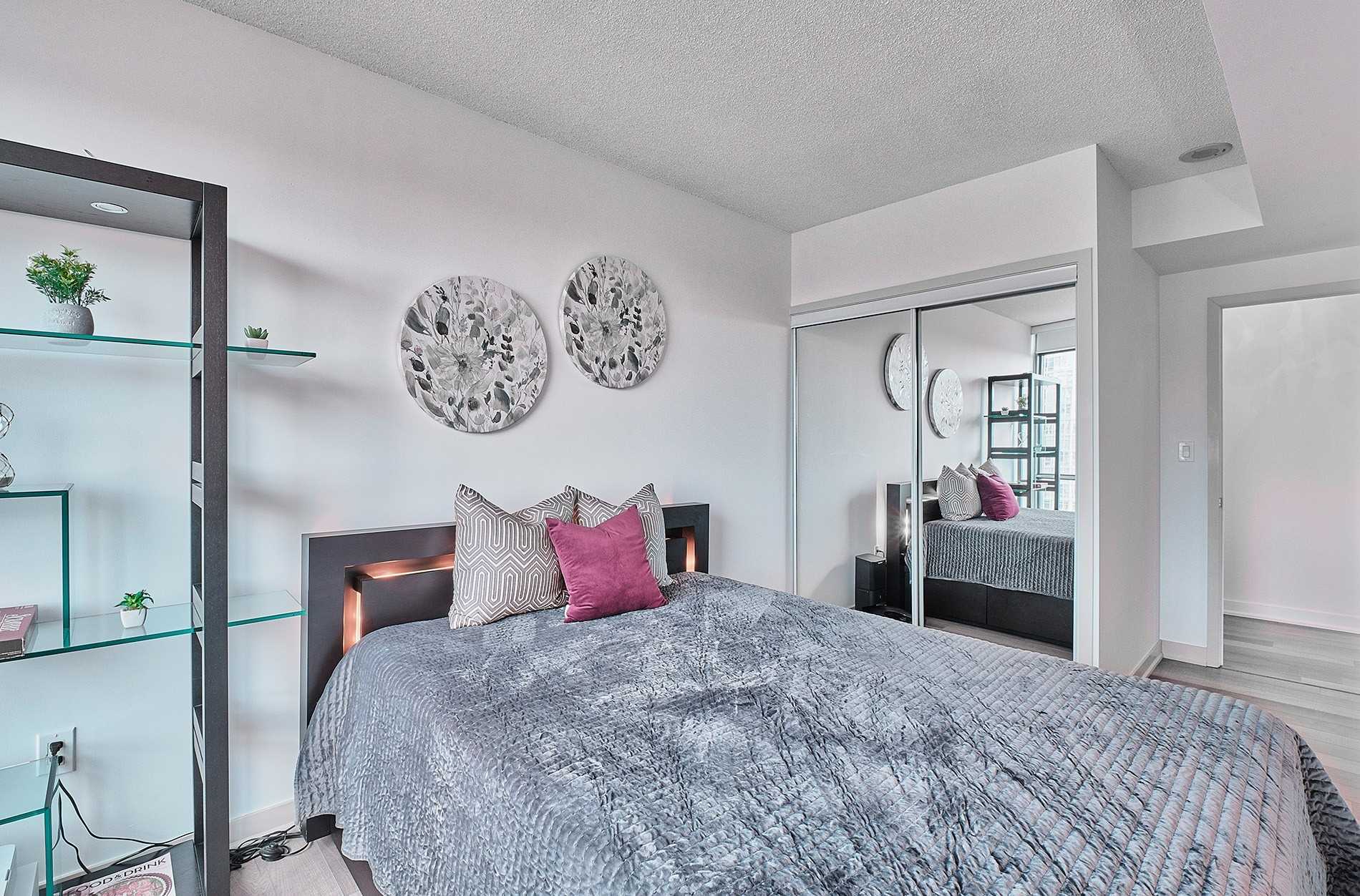5 Mariner Terrace, #1203