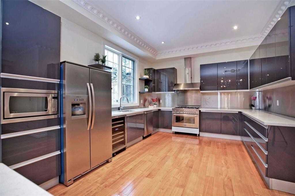8 Shady Oaks Crescent