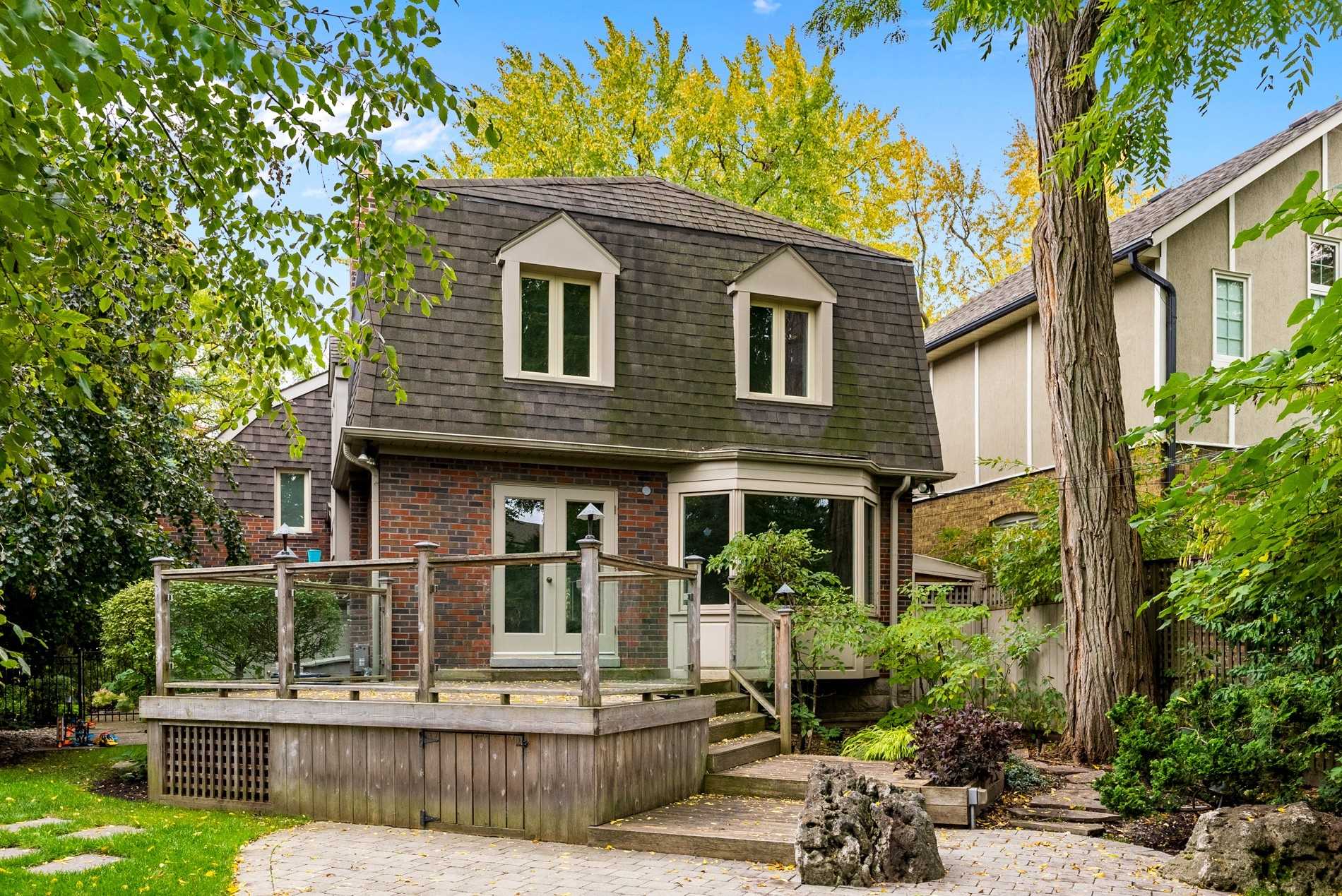 160 Cortleigh Boulevard