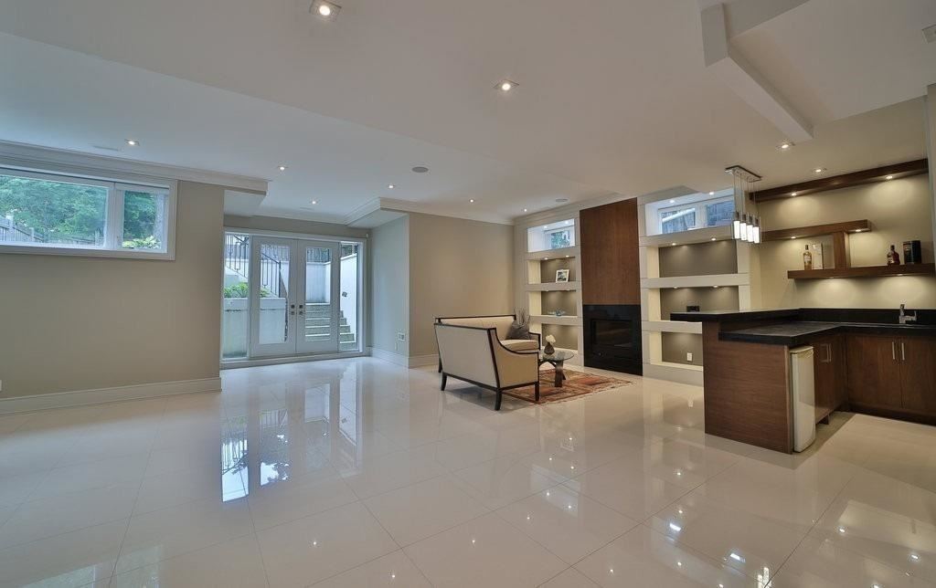 225 Northwood Drive