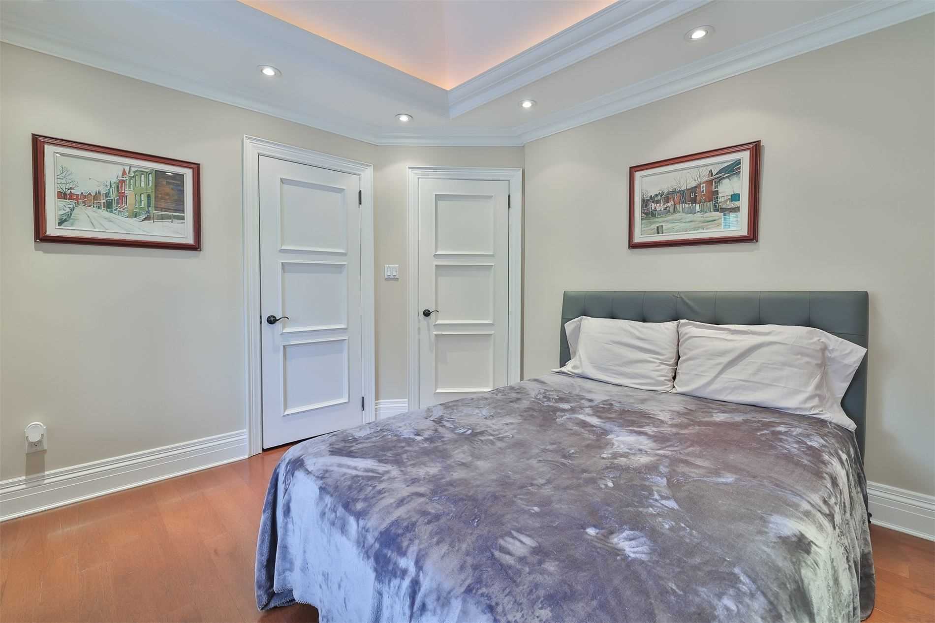 19 Forest Glen Cres