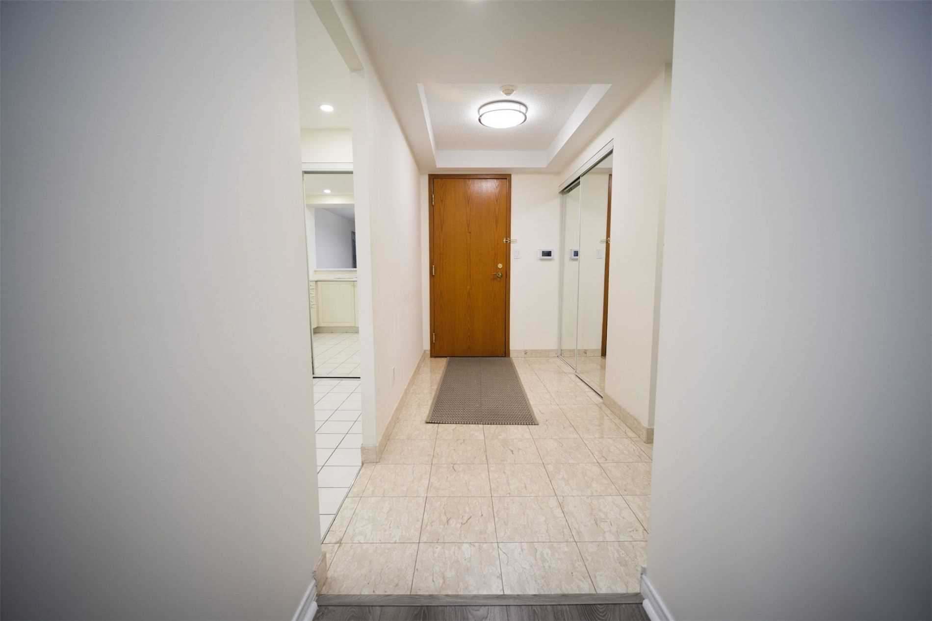 28 Hollywood Ave, #1210