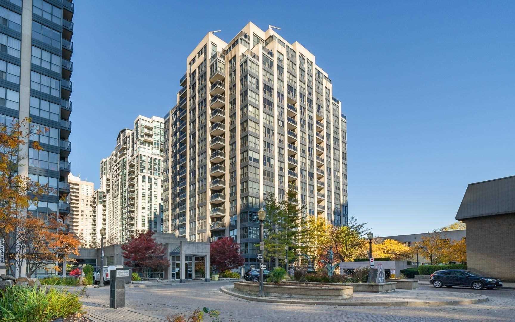 28 Hollywood Ave, #1210