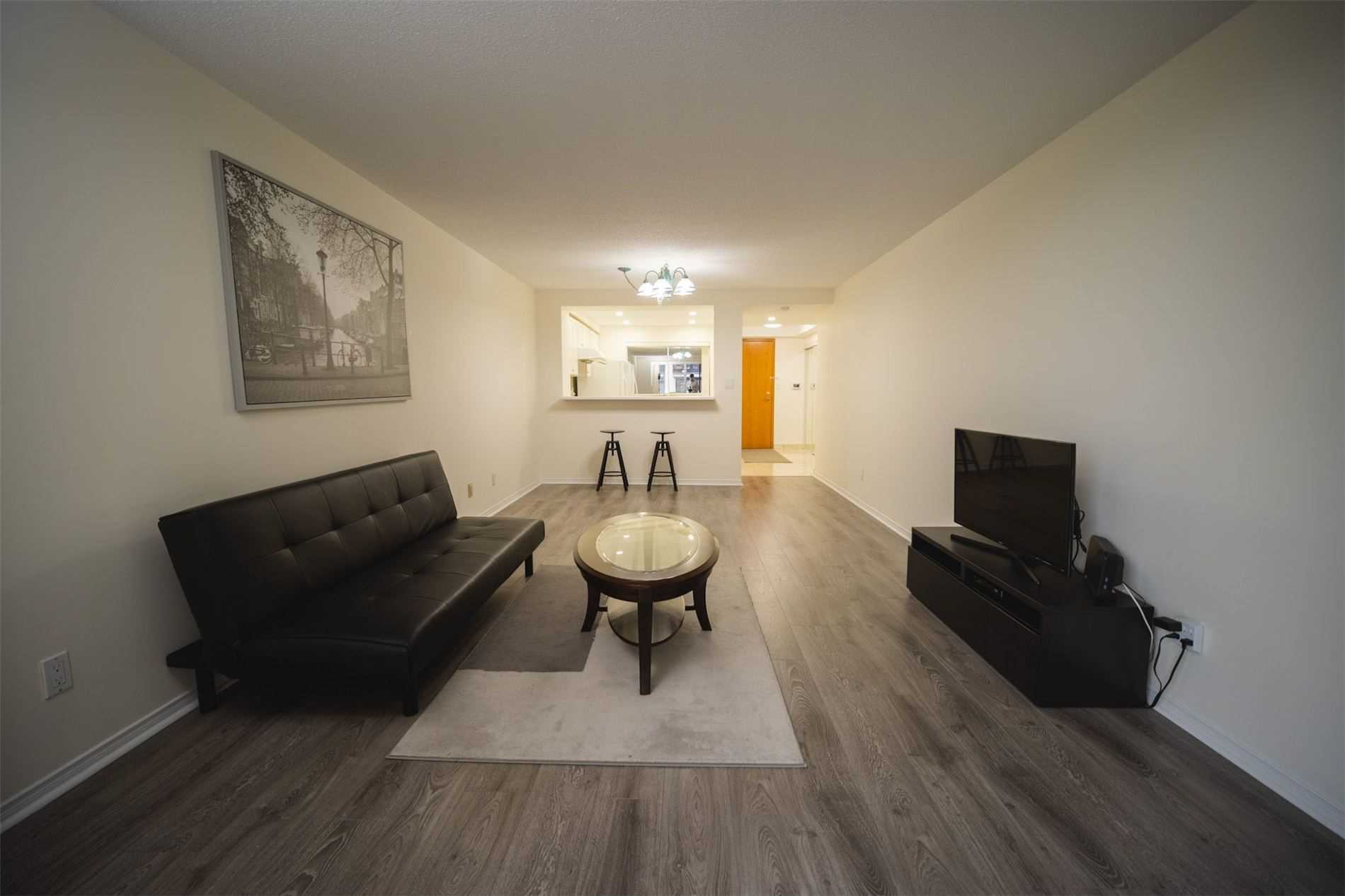 28 Hollywood Ave, #1210
