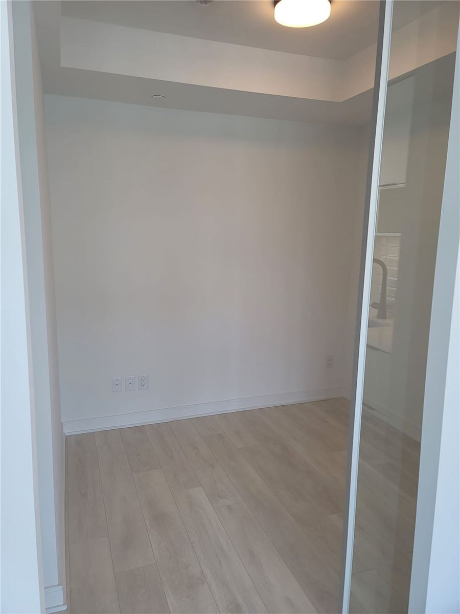 180 Mill St, #S902