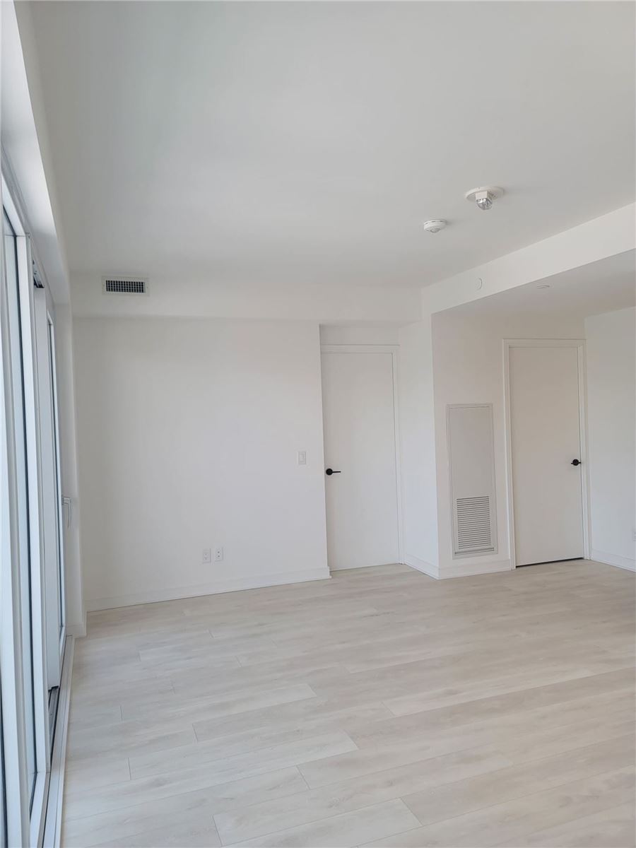 180 Mill St, #S902
