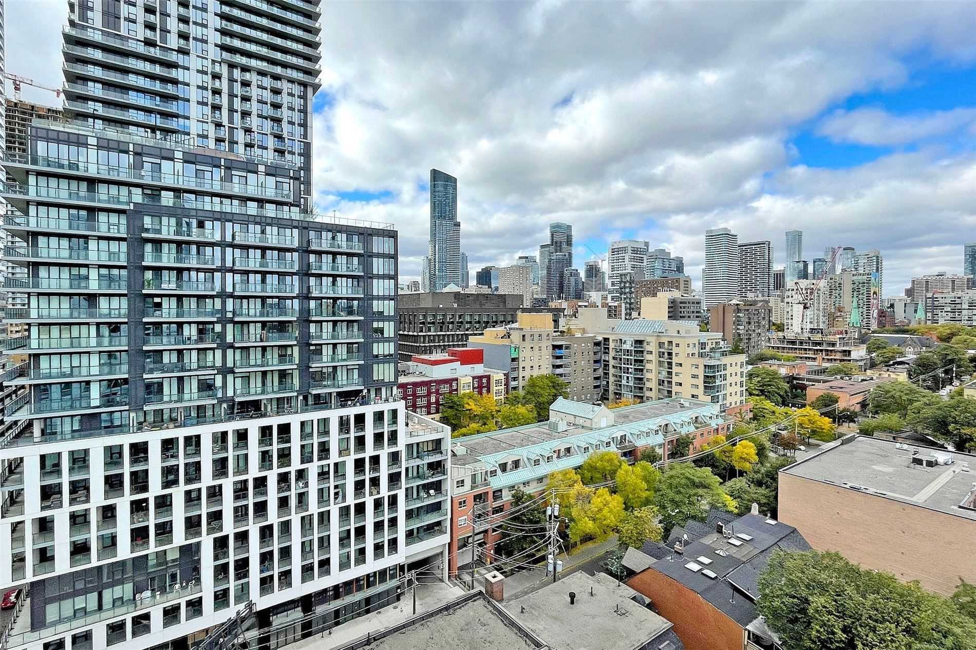 219 Dundas St E, #1709