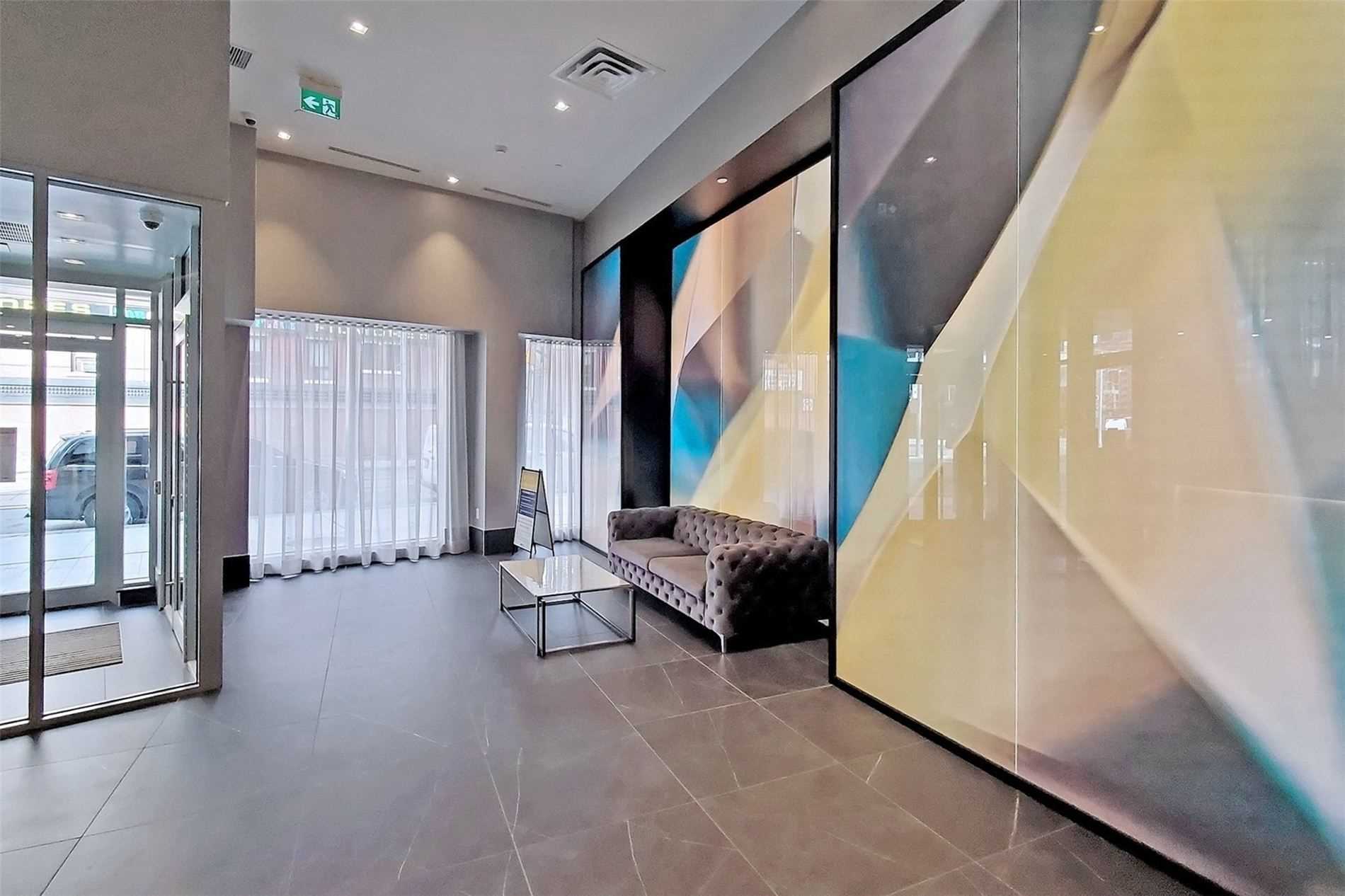 219 Dundas St E, #1709