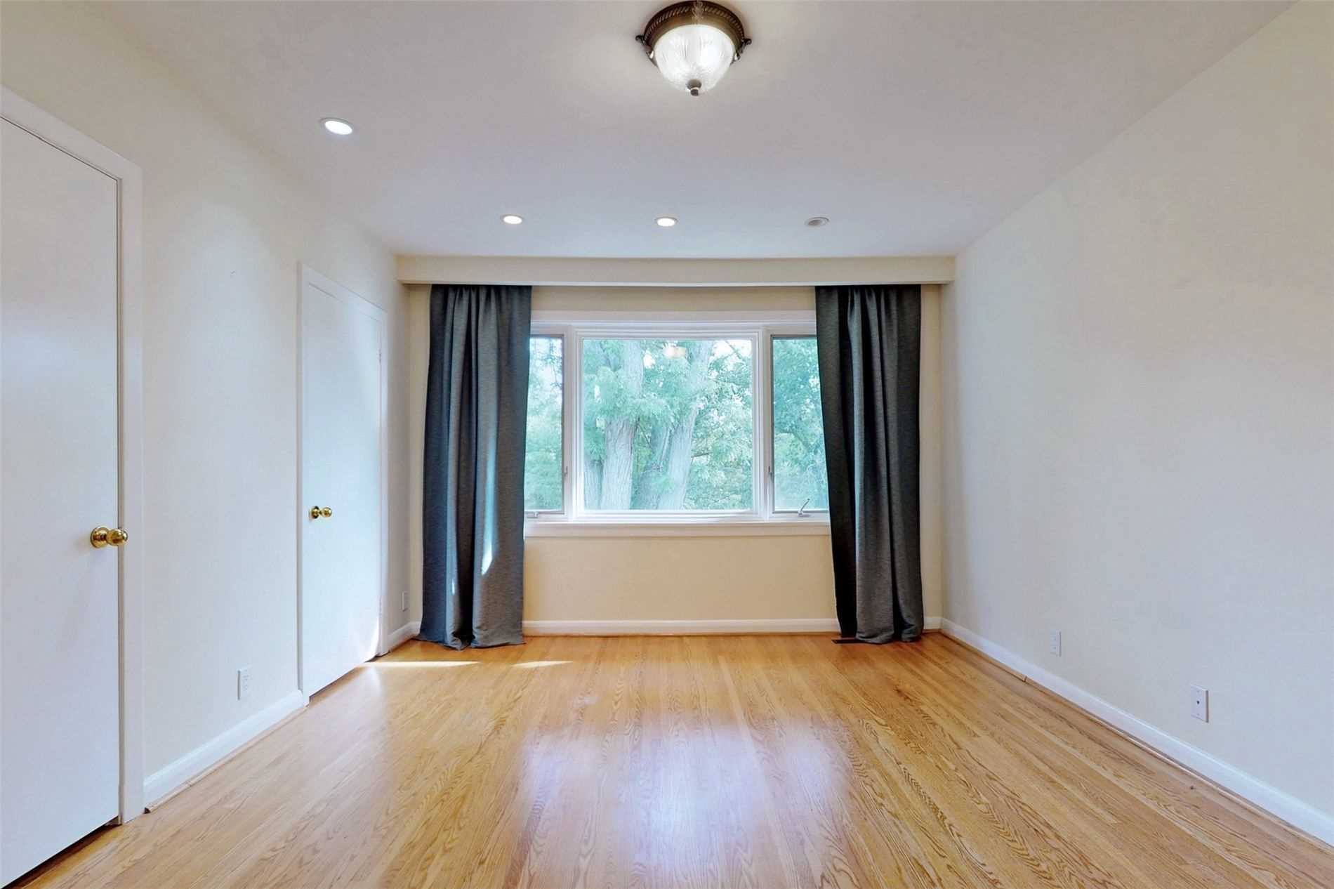 103 Alamosa Drive